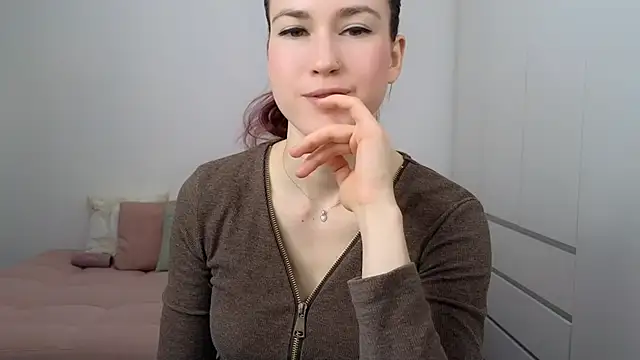 AliciaNewell online show from January 6, 2026, 5:55 am