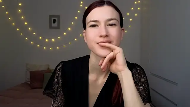 Snapshot of AliciaNewell chatting on March 25, 2026, 3:22 pm AliciaNewell online show from March 25, 2026, 3:22 pm