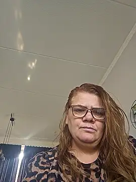 Snapshot of hotladymoon chatting on October 1, 2025, 11:25 am hotladymoon online show from October 1, 2025, 11:25 am