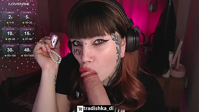 Snapshot of tradishka chatting on November 5, 2025, 8:12 pm tradishka online show from November 5, 2025, 8:12 pm