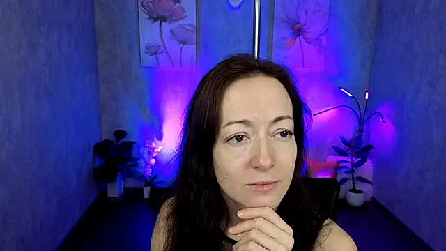 kimberlyray777 online show from March 3, 2025, 6:31 am