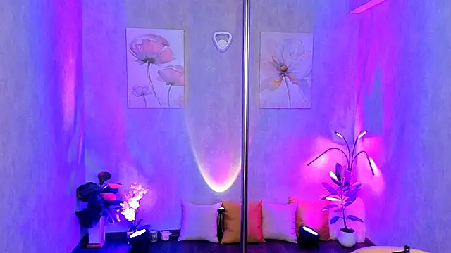 kimberlyray777 online show from March 22, 2025, 7:42 pm