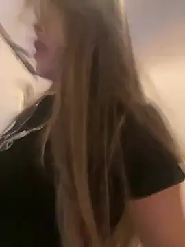 Snapshot of Emilia_Bakerr chatting on March 6, 2025, 6:16 pm Emilia Bakerr online show from March 6, 2025, 6:16 pm