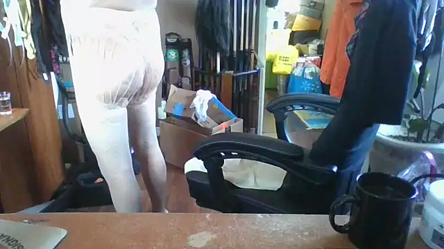 Snapshot of Daremeknot chatting on March 4, 2026, 4:26 pm Daremeknot online show from March 4, 2026, 4:26 pm