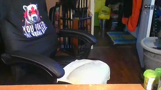 Snapshot of Daremeknot chatting on March 14, 2026, 11:11 pm Daremeknot online show from March 14, 2026, 11:11 pm