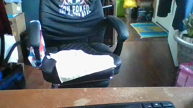 Snapshot of Daremeknot chatting on April 13, 2026, 1:59 pm Daremeknot online show from April 13, 2026, 1:59 pm