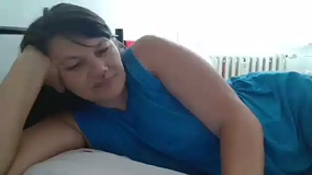 Snapshot of Lucinka1 chatting on October 8, 2025, 8:27 am Lucinka1 online show from October 8, 2025, 8:27 am