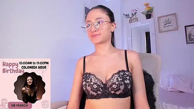  Caroliinee  online show from March 7, 2025, 7:16 pm