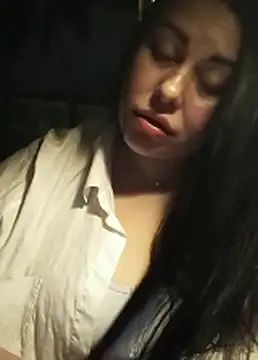 Snapshot of DaisyStreet chatting on March 19, 2025, 5:39 pm DaisyStreet online show from March 19, 2025, 5:39 pm