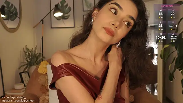 JulietteDee online show from November 17, 2025, 9:41 pm