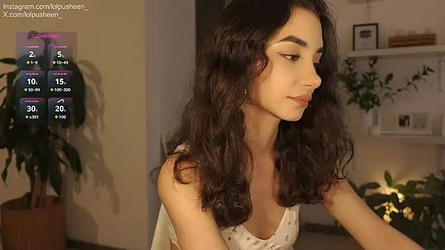 JulietteDee online show from April 1, 2026, 9:56 pm