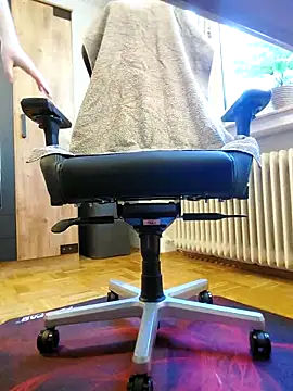 Snapshot of noidentiti chatting on March 2, 2025, 9:10 am noidentiti online show from March 2, 2025, 9:10 am