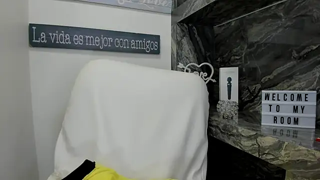 miss danika online show from January 9, 2026, 11:06 am