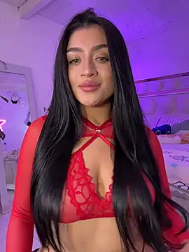 Snapshot of lucianaroy chatting on December 1, 2025, 7:15 pm lucianaroy online show from December 1, 2025, 7:15 pm