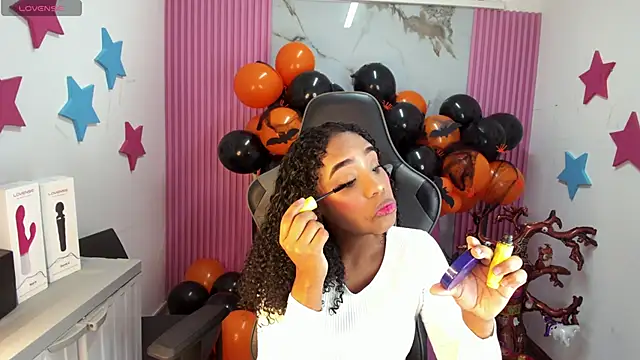 lia 16 online show from October 22, 2025, 10:58 am