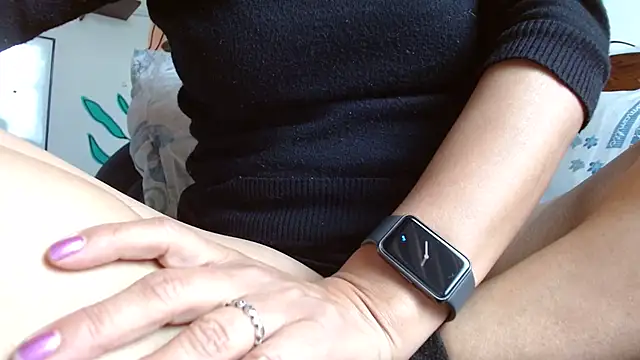 Snapshot of lupita84 chatting on November 16, 2025, 7:40 pm lupita84 online show from November 16, 2025, 7:40 pm