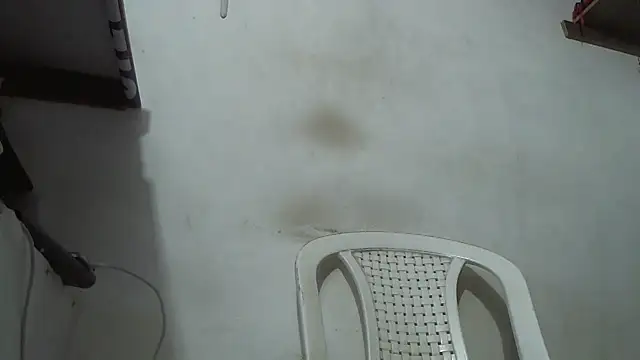 hugo3918  online show from September 22, 2025, 9:54 pm