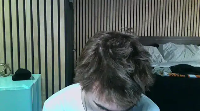 Snapshot of spicylaboi chatting on December 2, 2024, 12:15 am spicylaboi online show from December 2, 2024, 12:15 am