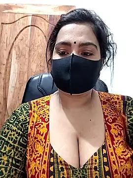 Snapshot of Ritusri_Dotta chatting on October 28, 2025, 4:17 pm Ritusri Dotta online show from October 28, 2025, 4:17 pm