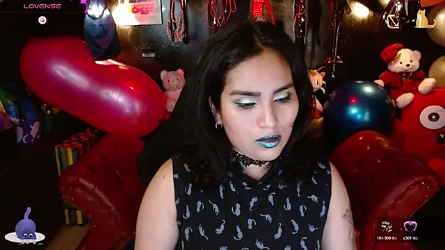 Snapshot of kureiji_hentaii chatting on November 17, 2025, 9:30 pm kureiji hentaii online show from November 17, 2025, 9:30 pm