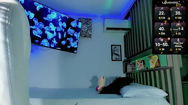 Snapshot of Ashlycuute chatting on March 16, 2025, 8:43 am Ashlycuute online show from March 16, 2025, 8:43 am