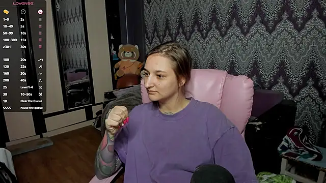 Snapshot of AlexRacc00n chatting on February 1, 2025, 3:39 pm AlexRacc00n online show from February 1, 2025, 3:39 pm