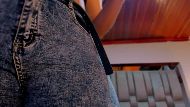 NikkySmiith online show from November 23, 2025, 11:42 am