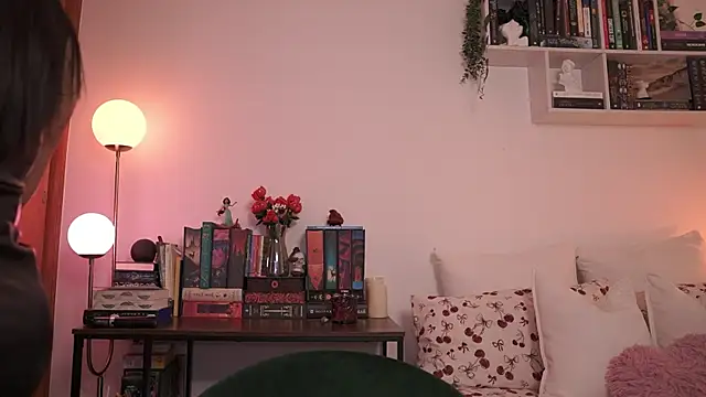 Snapshot of EmilyxRose_- chatting on September 30, 2025, 5:52 pm EmilyxRose - online show from September 30, 2025, 5:52 pm