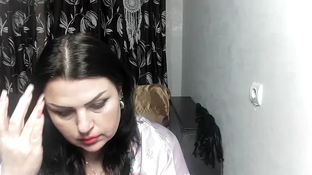 kataleya94 online show from November 12, 2025, 3:38 pm