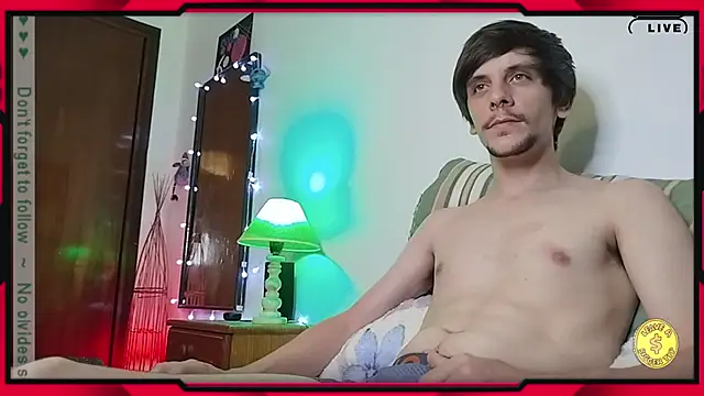 Snapshot of tobix_ chatting on December 23, 2024, 4:55 am tobix online show from December 23, 2024, 4:55 am