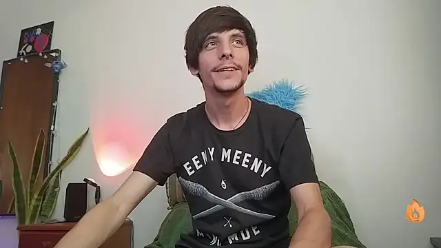 Snapshot of tobix_ chatting on February 16, 2025, 9:05 pm tobix online show from February 16, 2025, 9:05 pm