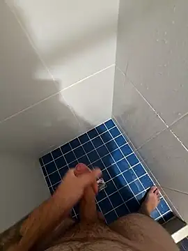 Snapshot of Kyle247@xh chatting on March 12, 2025, 2:23 pm Kyle247xh online show from March 12, 2025, 2:23 pm