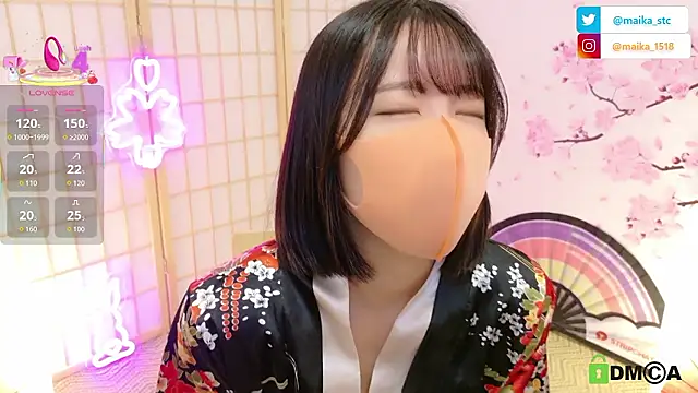 maika08 online show from November 24, 2025, 5:18 am