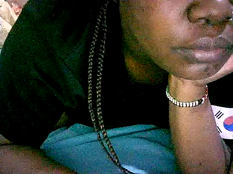 Snapshot of honeypotsweet chatting on November 7, 2025, 6:23 pm honeypotsweet online show from November 7, 2025, 6:23 pm