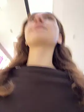 Snapshot of QuitieLia chatting on January 7, 2026, 8:19 am QuitieLia online show from January 7, 2026, 8:19 am