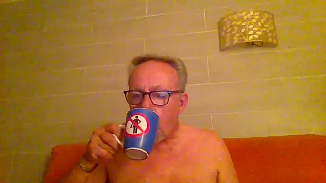 tuggy59 online show from May 25, 2026, 3:50 am