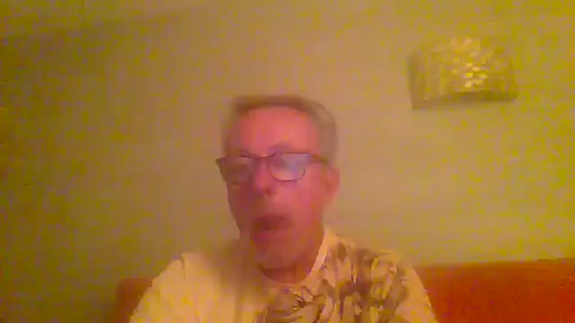 tuggy59 online show from May 17, 2026, 4:23 am