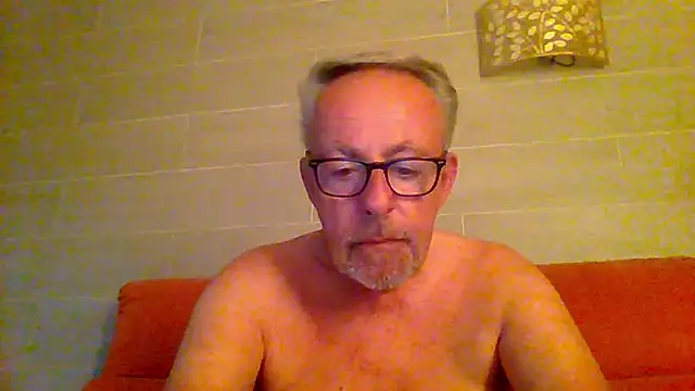 tuggy59 online show from May 26, 2026, 4:54 am