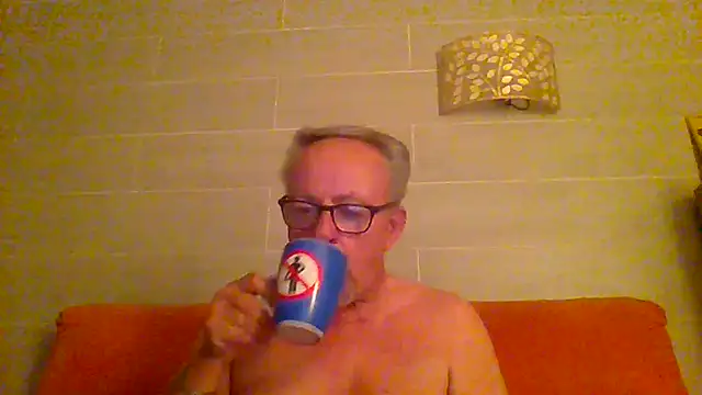 tuggy59 online show from May 31, 2026, 3:45 am