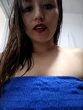 Snapshot of marena_saenz chatting on September 18, 2025, 1:36 pm marena saenz online show from September 18, 2025, 1:36 pm