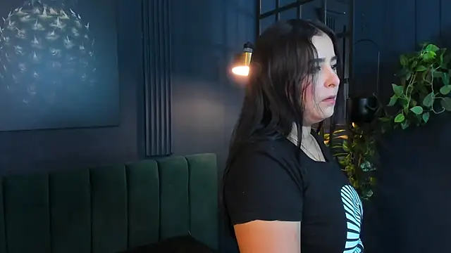 Snapshot of taylor_bennet chatting on March 14, 2025, 12:18 pm taylor bennet online show from March 14, 2025, 12:18 pm