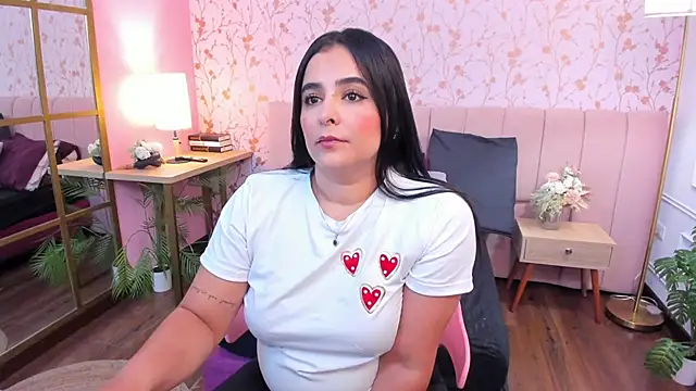 Snapshot of taylor_bennet chatting on February 13, 2026, 11:54 am taylor bennet online show from February 13, 2026, 11:54 am