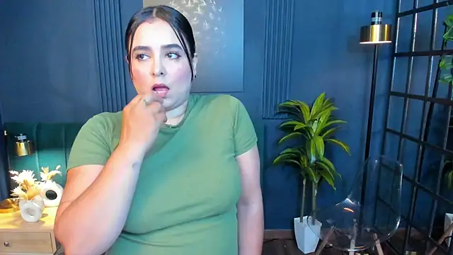 Snapshot of taylor_bennet chatting on February 14, 2026, 7:14 pm taylor bennet online show from February 14, 2026, 7:14 pm