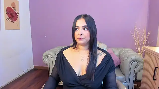 Snapshot of taylor_bennet chatting on October 17, 2025, 12:18 pm taylor bennet online show from October 17, 2025, 12:18 pm