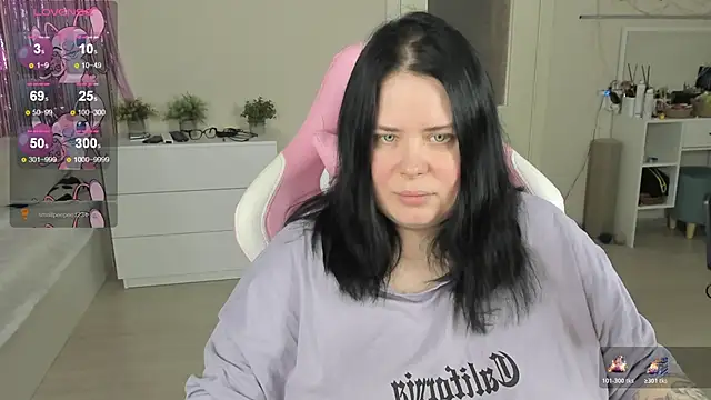 Snapshot of Akemi_BBW chatting on May 24, 2026, 9:42 am Akemi BBW online show from May 24, 2026, 9:42 am