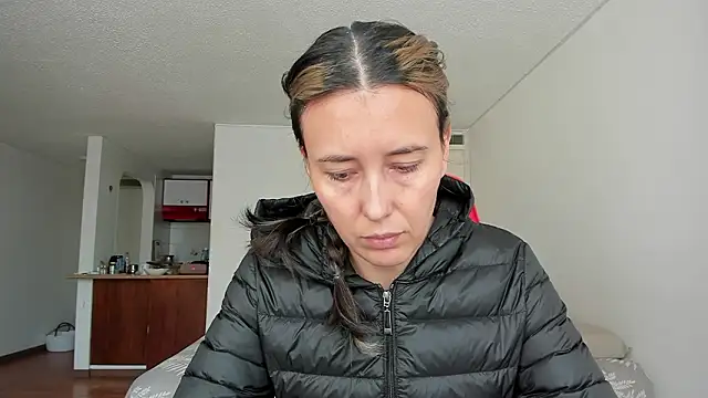 Snapshot of zoe_jeane_beker chatting on March 15, 2026, 8:05 pm zoe jeane beker online show from March 15, 2026, 8:05 pm