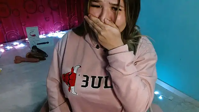 zoe adhara online show from March 14, 2025, 7:15 am