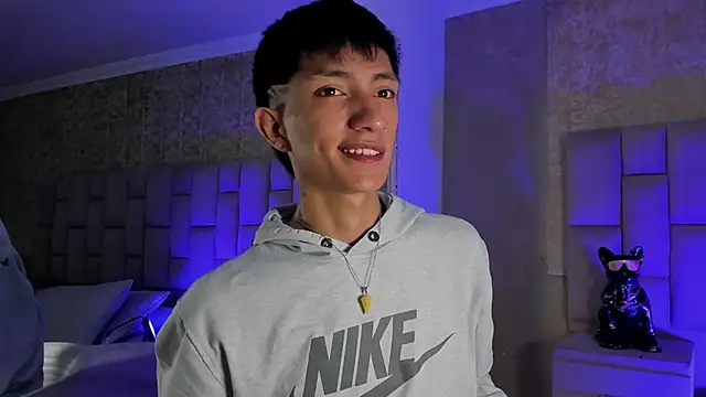 DereckCooperr online show from October 1, 2025, 10:13 pm