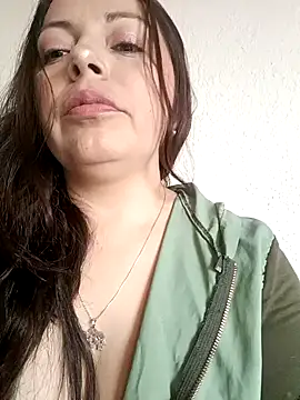 seherlatin online show from March 13, 2025, 9:48 pm