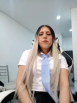 Snapshot of eva-2023 chatting on November 8, 2025, 2:59 am eva-2023 online show from November 8, 2025, 2:59 am